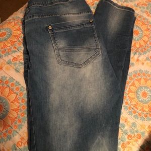 Skinny jeans